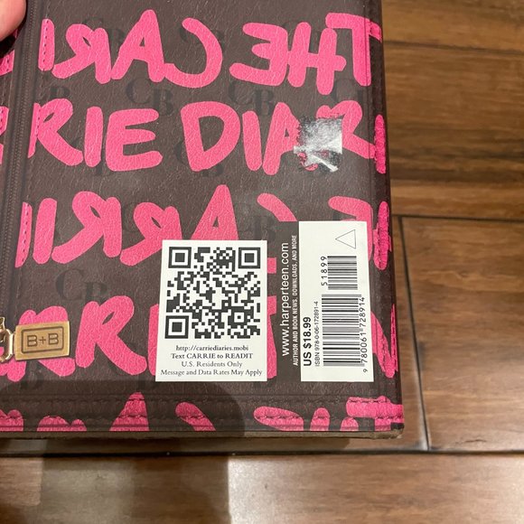 The Carrie Diaries Hardcover Book - Picture 5 of 6